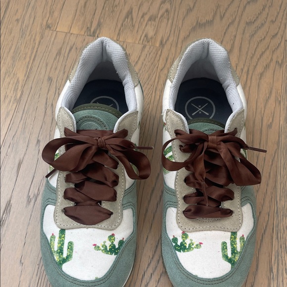 Inkkas Green and Brown Cactus Sneakers - Picture 2 of 4